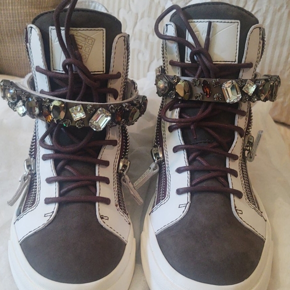 Inventory - Picture 6 of 7